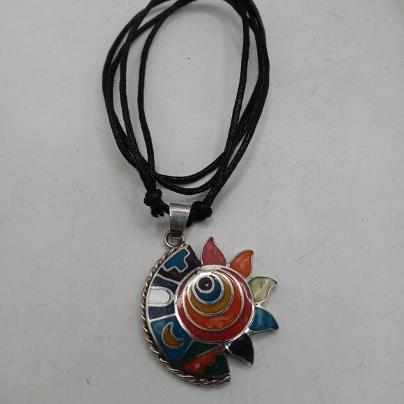 Peruvian Handmade Sun Moon Alpaca Natural Stone Necklace - Picture 4 of 7